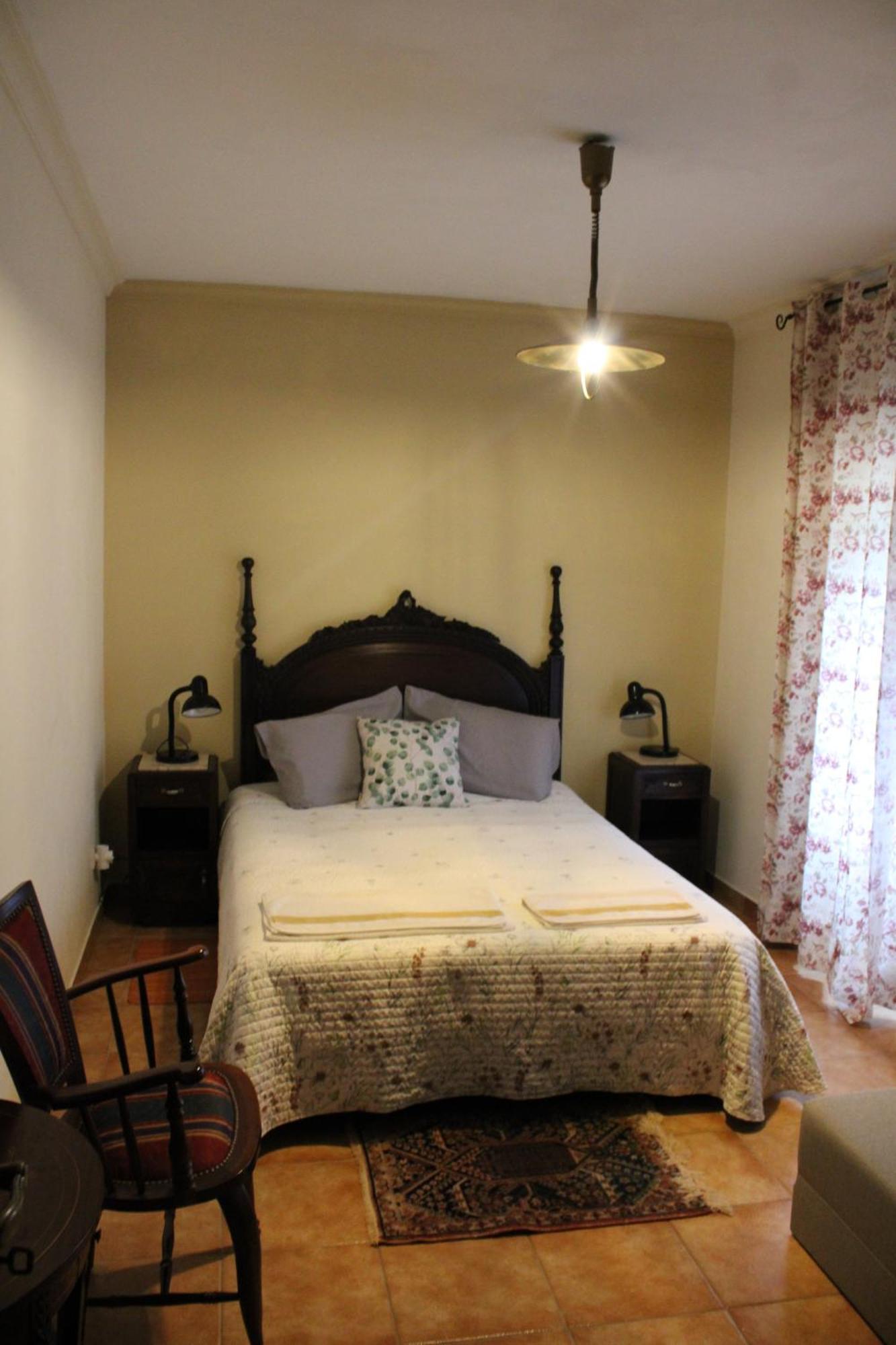 Zion Jardim Monsanto Bed & Breakfast Bagian luar foto